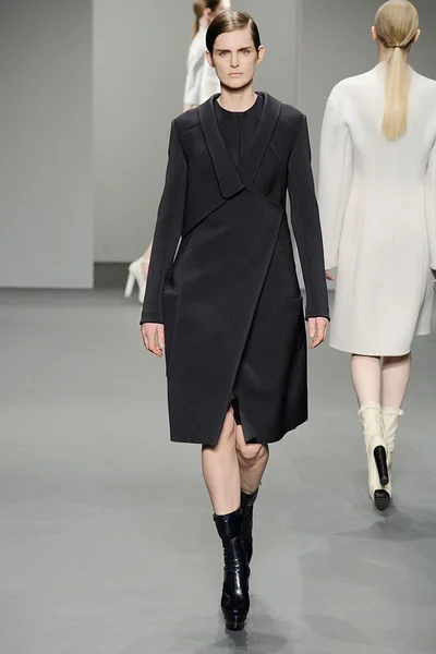 Look 13